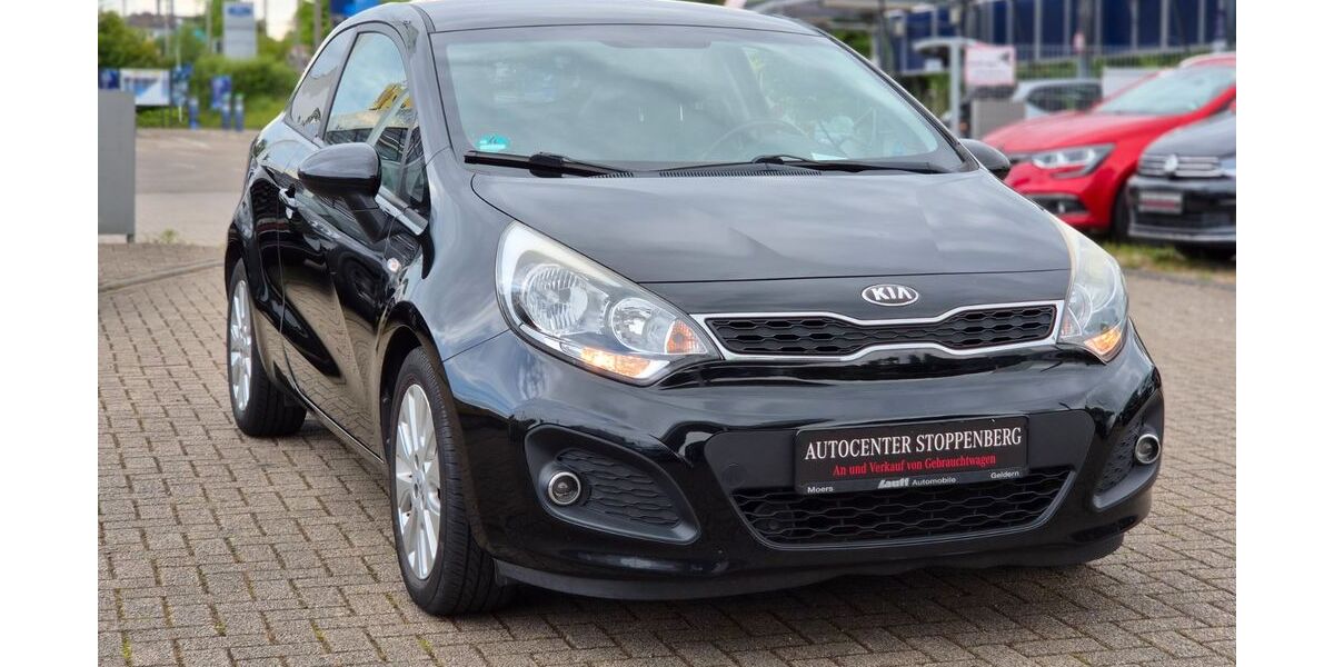 Kia Rio 127.000 km 3.990 &euro; Essen 45141