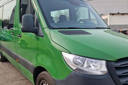 Mercedes-Benz Sprinter 179.000 km 23.700 &euro; Bochum 44805