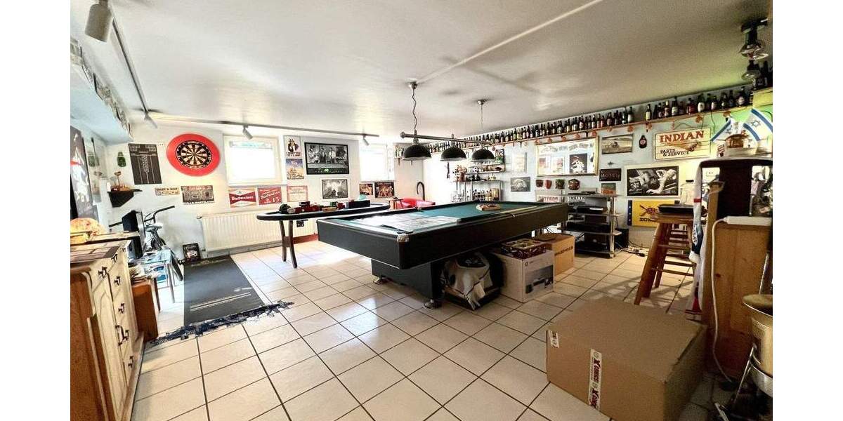 Einfamilienhaus Gladbeck Mitte - 9 Zimmer, 307 m&sup2;, 930.000&euro; | Angebot:25670854