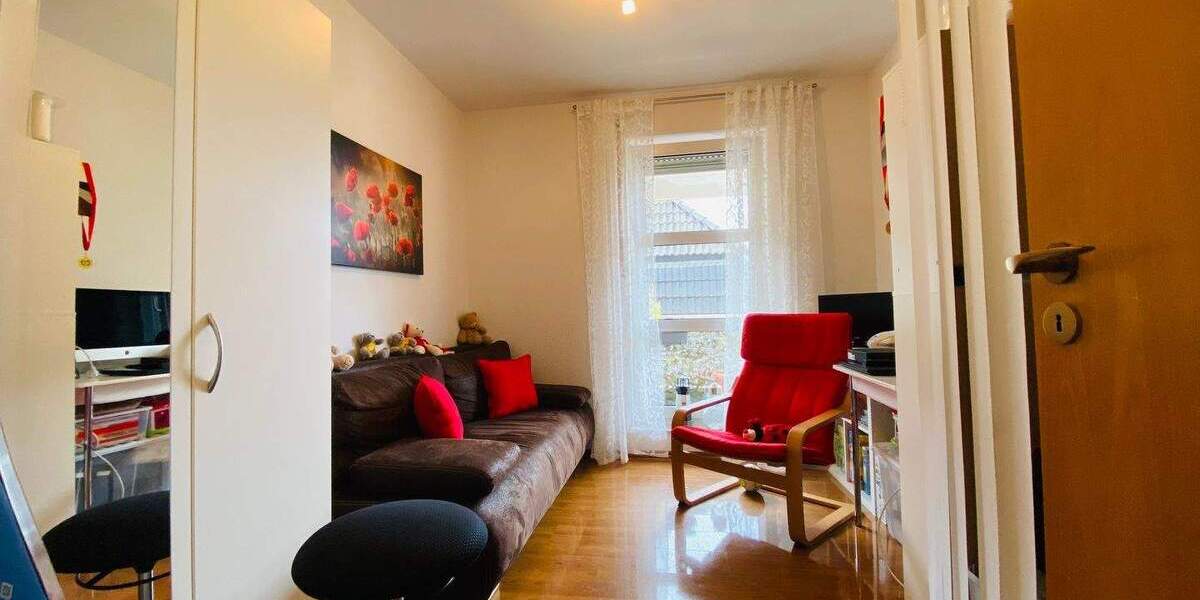 Etagenwohnung Bottrop Stadtmitte - 3 Zimmer, 82 m&sup2;, 180.500&euro; | Angebot:25735439