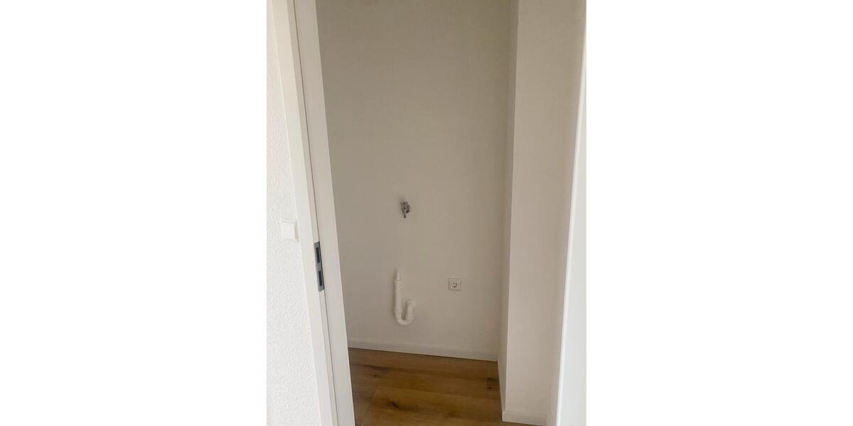 Dachgeschoßwohnung Mülheim an der Ruhr Rechtsruhr-Nord - 2 Zimmer, 55 m&sup2;, 860&euro; | Angebot:25793386