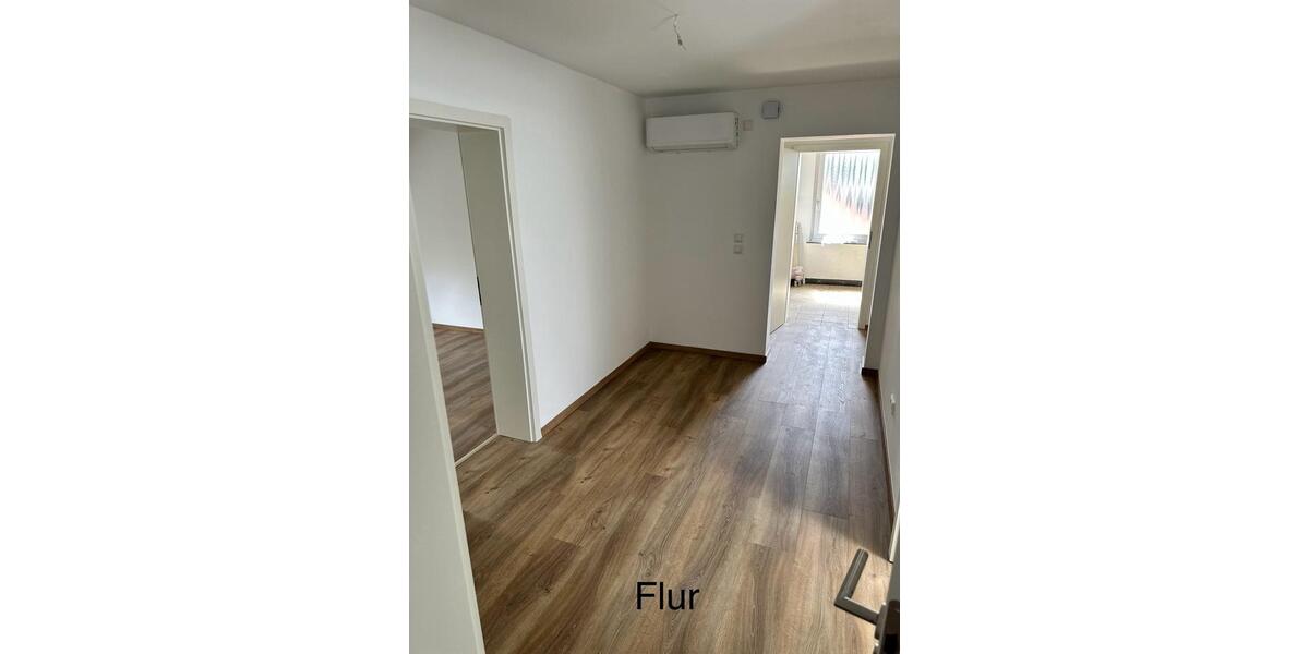 Dachgeschoßwohnung Gelsenkirchen Gelsenkirchen-Nord - 3 Zimmer, 61 m&sup2;, 730&euro; | Angebot:26276793