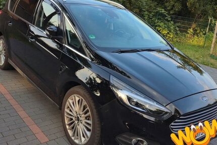 Ford S-Max 118.000 km 17.500 &euro; Duisburg 47167