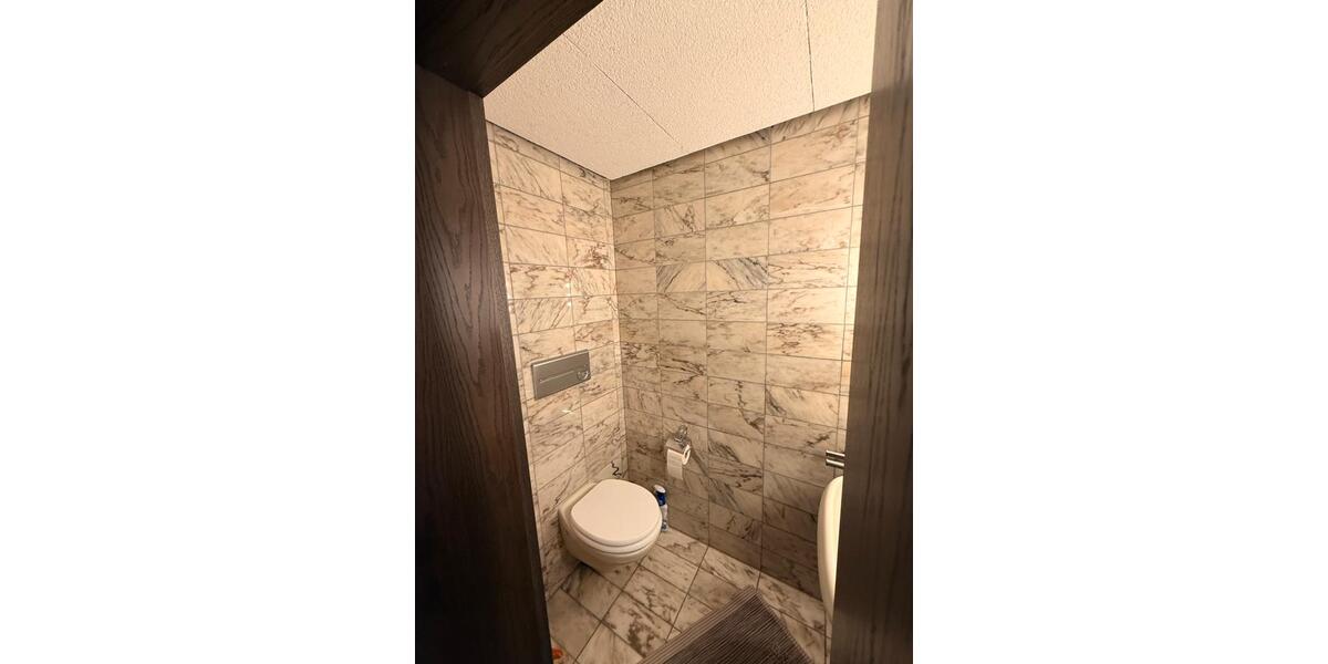 Einfamilienhaus Oberhausen - 2 Zimmer, 180 m&sup2;, 345.000&euro; | Angebot:25257357