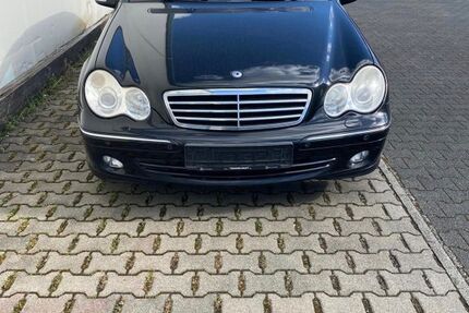 Mercedes-Benz C 200 304.347 km 2.999 &euro; Oberhausen 46149