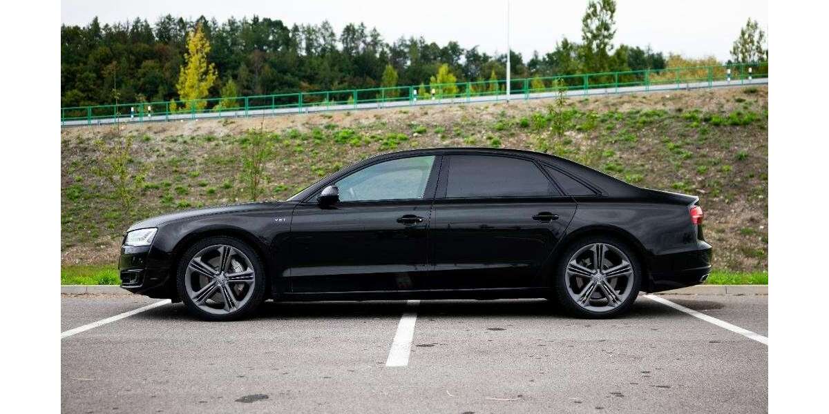 Audi A8 228.000 km 25.200 &euro; Bochum 44892