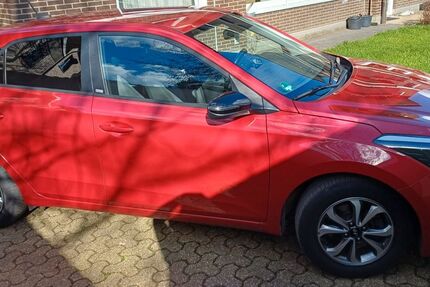 Hyundai i20 68.000 km 9.650 &euro; Duisburg 47137