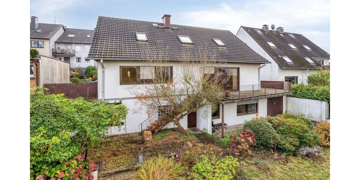Einfamilienhaus Essen Stadtbezirk VIII - 8 Zimmer, 272 m&sup2;, 359.000&euro; | Angebot:24835473