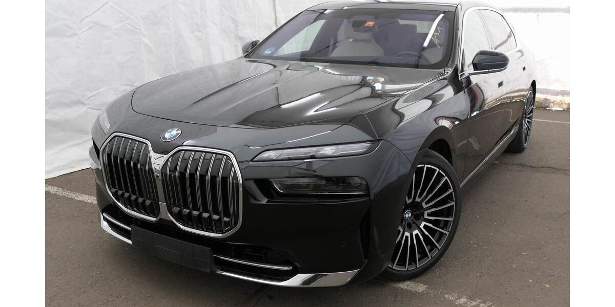 BMW 740 40.000 km 93.840 &euro; Bochum 44809