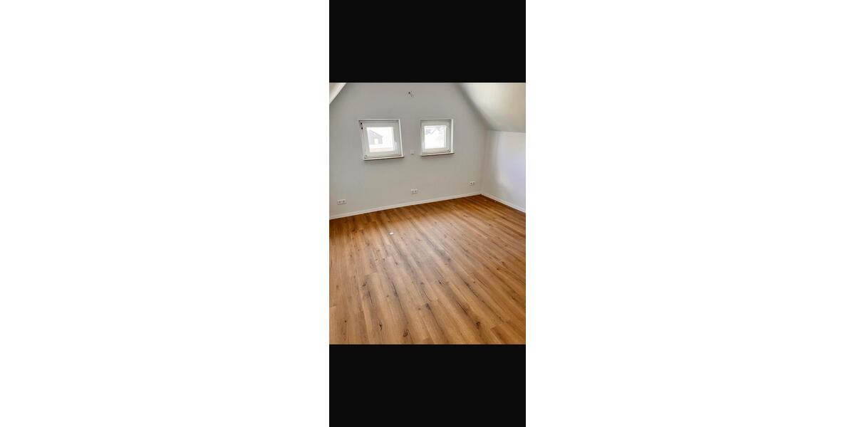 Erdgeschoßwohnung Bochum Altenbochum - 4 Zimmer, 120 m&sup2;, 1.600&euro; | Angebot:26254951