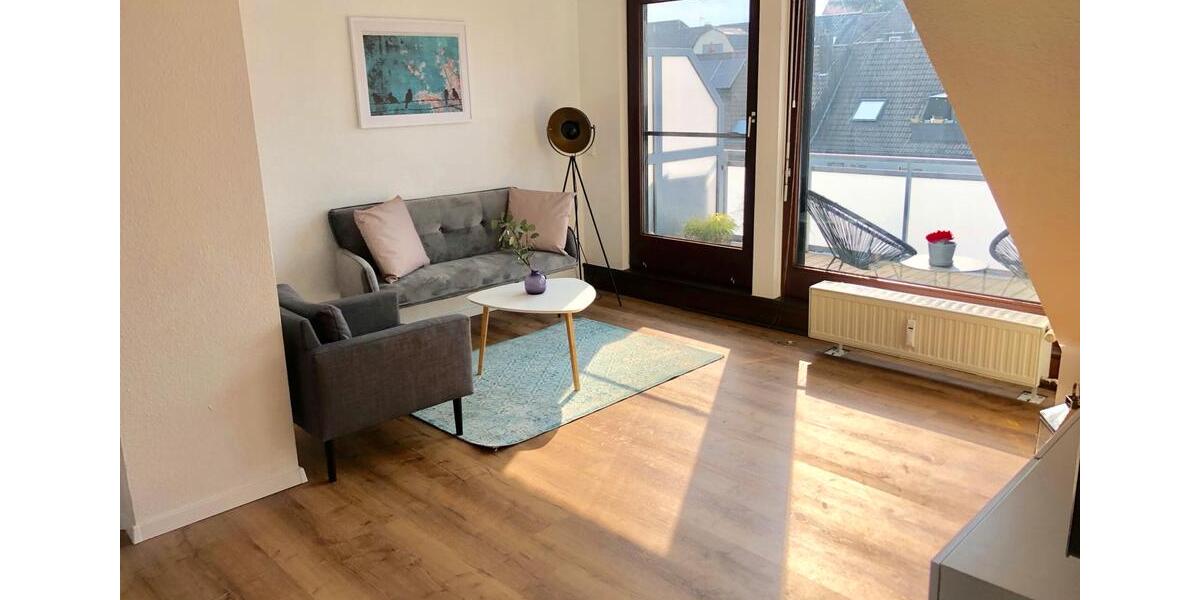 Dachgeschoßwohnung Essen Stadtbezirk II - 2.5 Zimmer, 57 m&sup2;, 930&euro; | Angebot:26618830