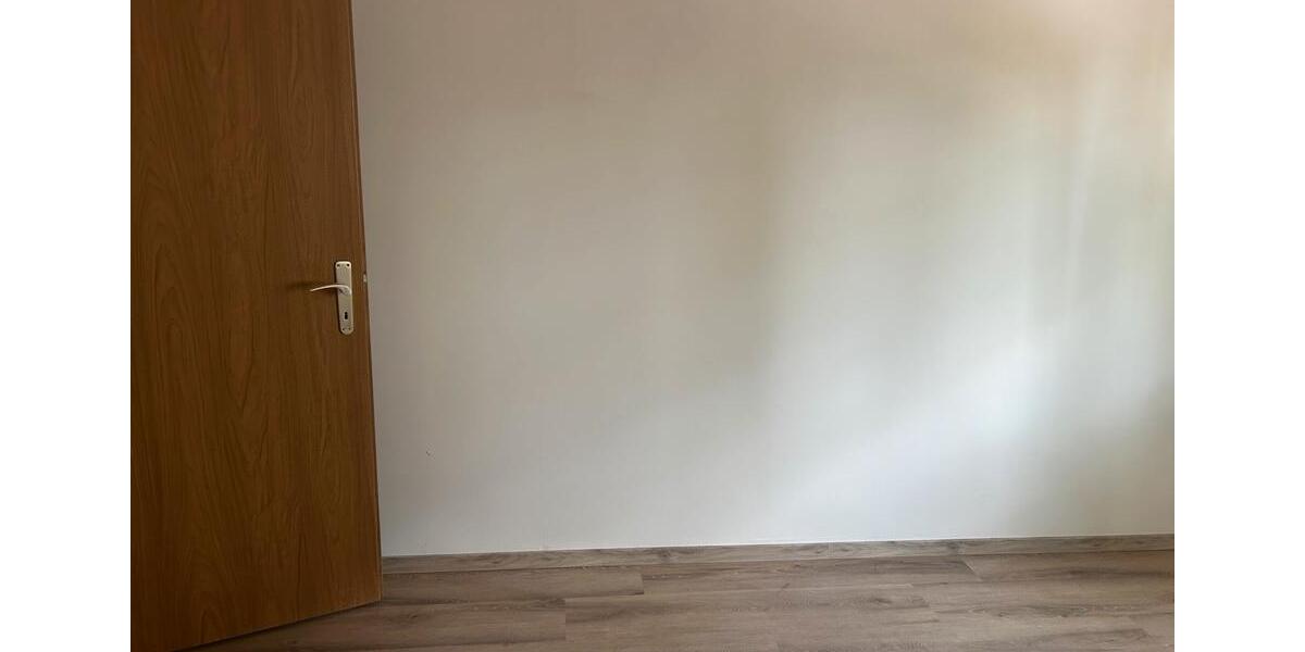 Etagenwohnung Essen Stadtbezirk V - 3 Zimmer, 61 m&sup2;, 935&euro; | Angebot:26256394