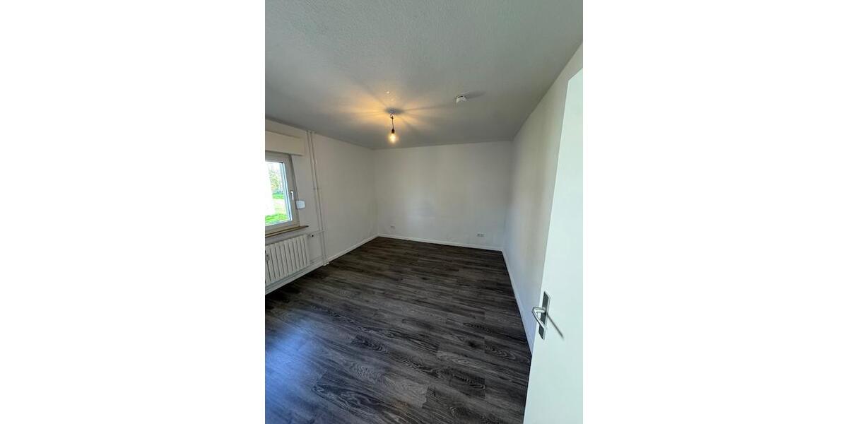 Erdgeschoßwohnung Duisburg Mittelmeiderich - 2 Zimmer, 46 m&sup2;, 359&euro; | Angebot:26049210