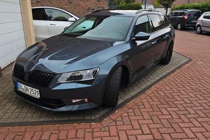 Skoda Superb 148.000 km 18.500 &euro; Duisburg 47228