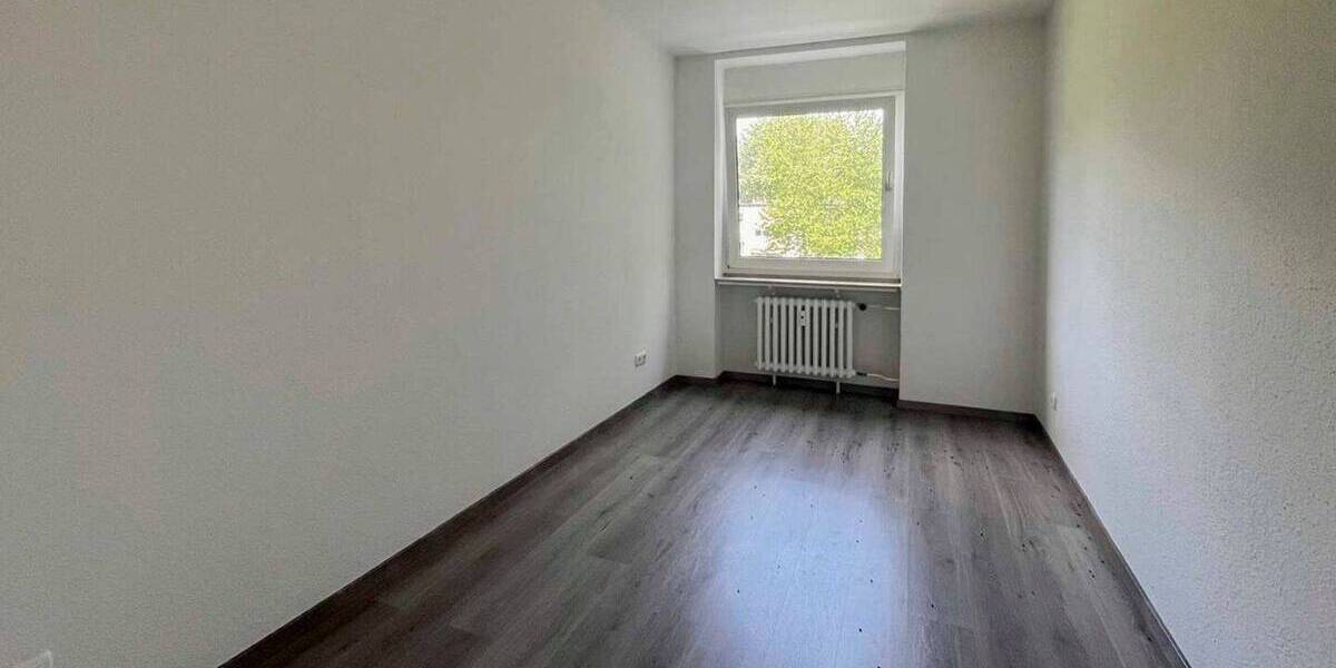 Etagenwohnung Dinslaken Bruch - 6 Zimmer, 152 m&sup2;, 311.000&euro; | Angebot:26128571