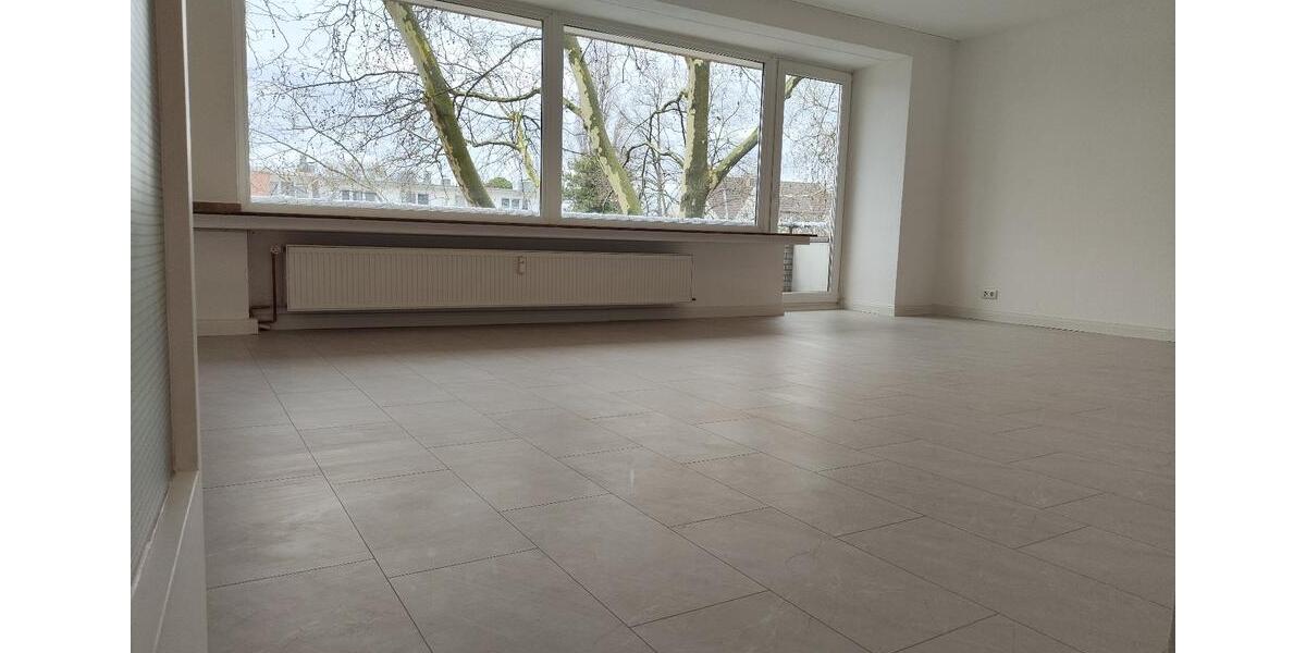Etagenwohnung Oberhausen - 2 Zimmer, 82 m&sup2;, 740&euro; | Angebot:25404192