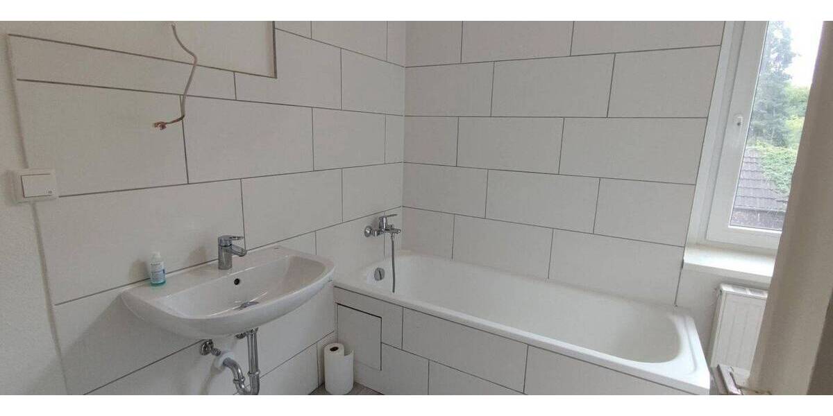 Etagenwohnung Oberhausen Buschhausen - 3 Zimmer, 88 m&sup2;, 1.000&euro; | Angebot:26037047