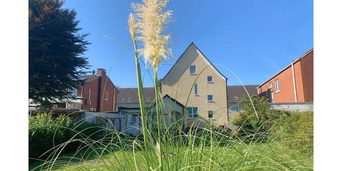 Für Selbstnutzer oder Kapitalanleger! Dreiparteienhaus in ruhiger Lage von Recklinghausen-Grullbad! - Mehrfamilienhaus, Wohnhaus Recklinghausen Süd | Angebot:25536525