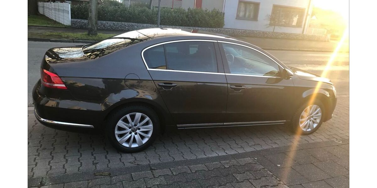 VW Passat 89.000 km 10.500 &euro; Essen 45307