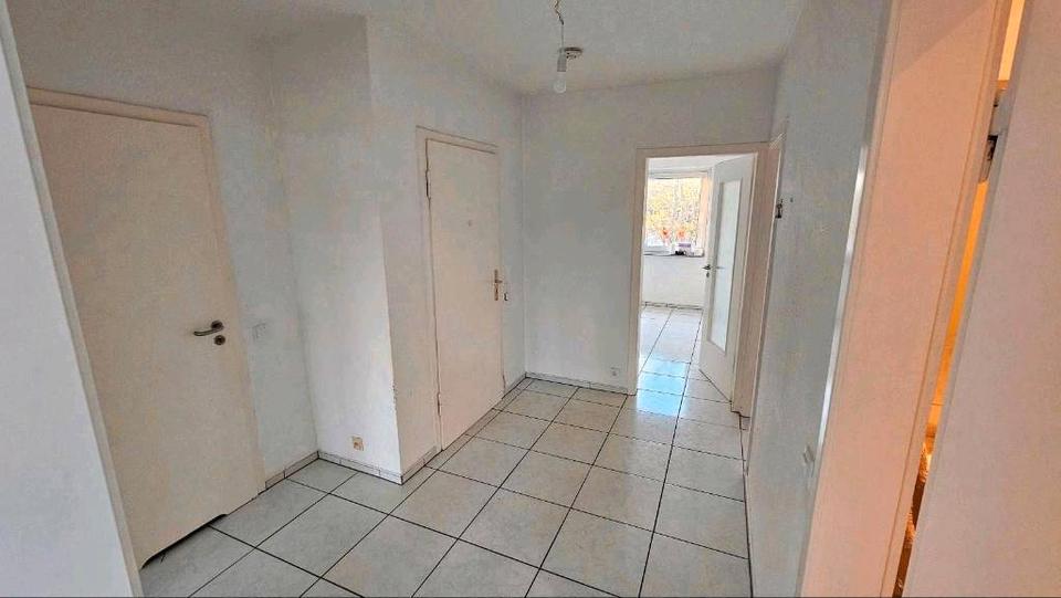 Etagenwohnung Essen Stadtbezirk III - 3 Zimmer, 68 m&sup2;, 580&euro; | Angebot:26040447