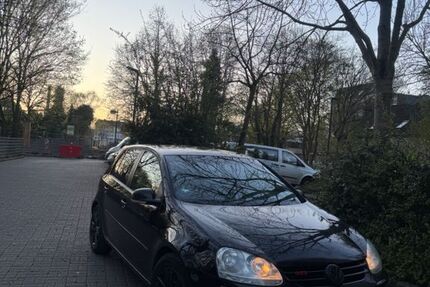 VW Golf 330.000 km 2.200 &euro; DUISBURG 47053