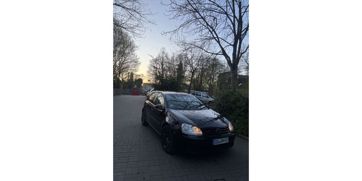 VW Golf 330.000 km 2.200 &euro; DUISBURG 47053