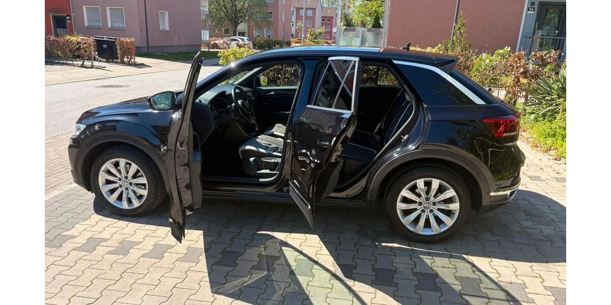 VW T-Roc 130.000 km 16.480 &euro; Essen 45329