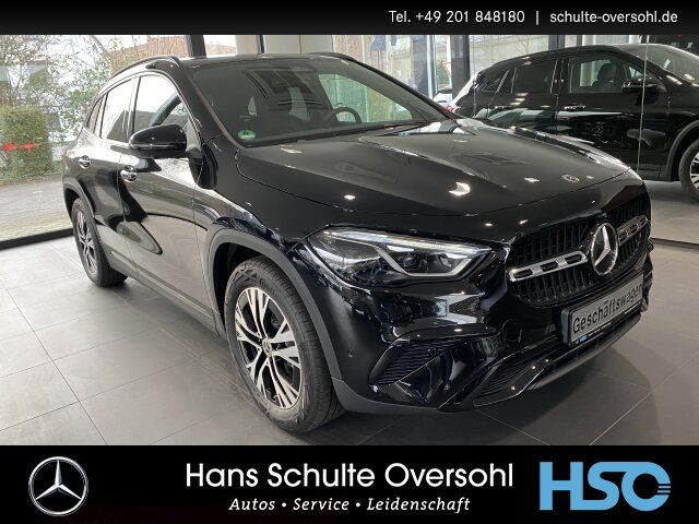 Mercedes-Benz GLA 200 8.000 km 43.390 &euro; Essen 45257