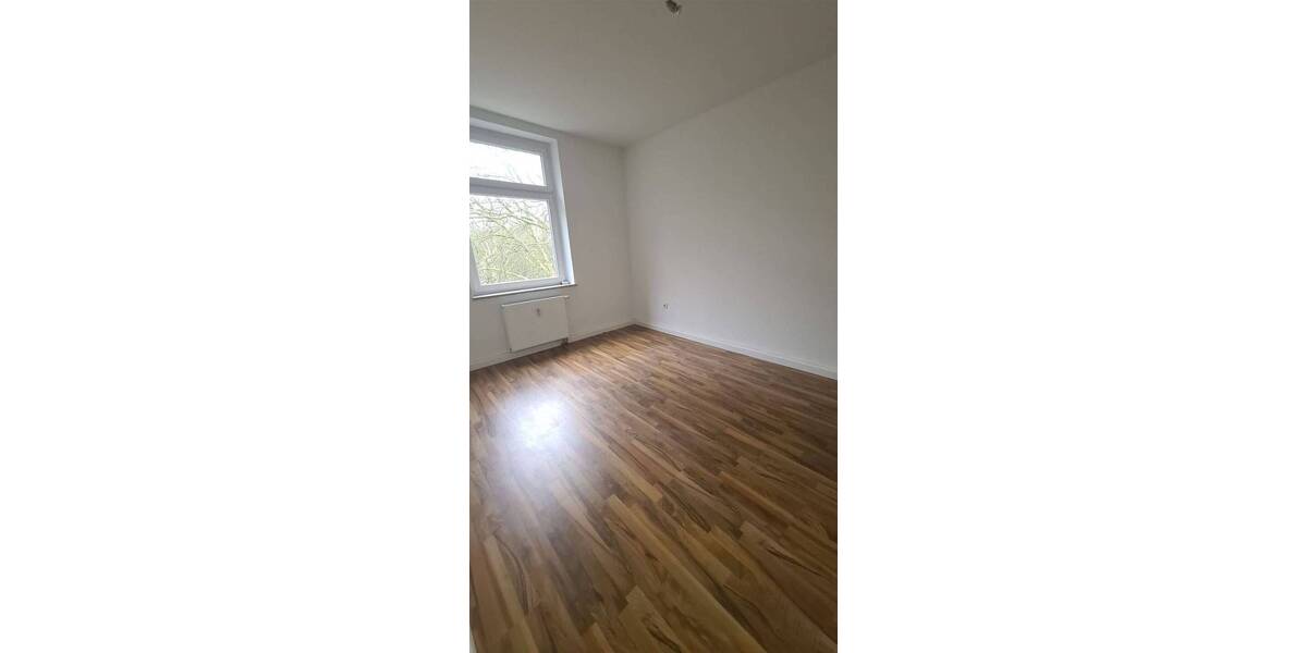Etagenwohnung Gelsenkirchen Rotthausen - 3 Zimmer, 65 m&sup2;, 370&euro; | Angebot:25699182