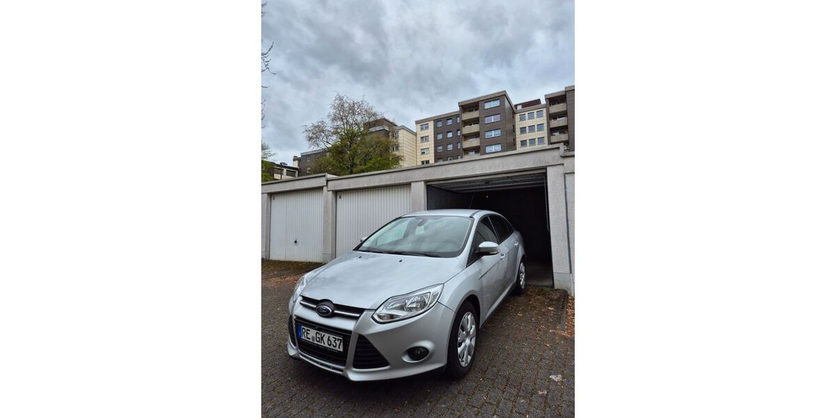 Ford Focus 75.640 km 5.950 &euro; Herne 44649