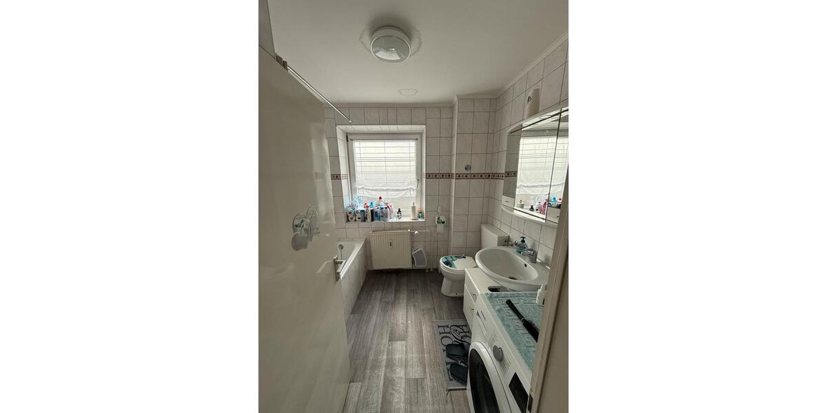 Etagenwohnung Duisburg Hamborn - 2.5 Zimmer, 52 m&sup2;, 73.000&euro; | Angebot:26052790