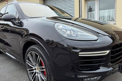 Porsche Cayenne 184.405 km 28.400 &euro; Duisburg 47057