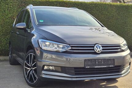 VW Touran 124.000 km 17.900 &euro; Essen 45356