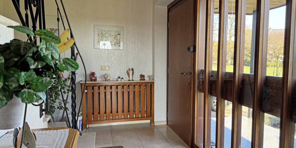 Mehrfamilienhaus, Wohnhaus Wesel Lackhausen - 7 Zimmer, 212 m&sup2;, 530.000&euro; | Angebot:25970382