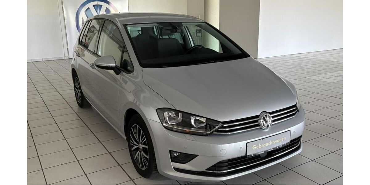 VW Golf Sportsvan 27.500 km 14.650 &euro; Bochum 44805