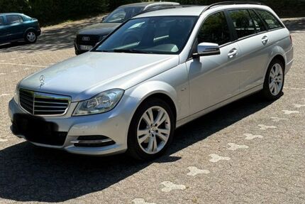 Mercedes-Benz C 180 275.000 km 5.500 &euro; Bochum 44797