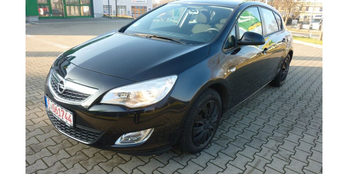 Opel Astra 138.000 km 3.900 &euro; Essen 45144