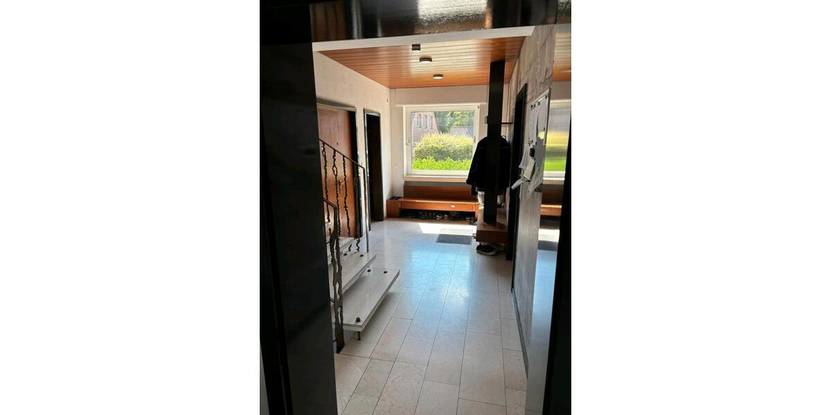 Etagenwohnung Recklinghausen Berghausen - 9 Zimmer, 33 m&sup2;, 455&euro; | Angebot:26023940