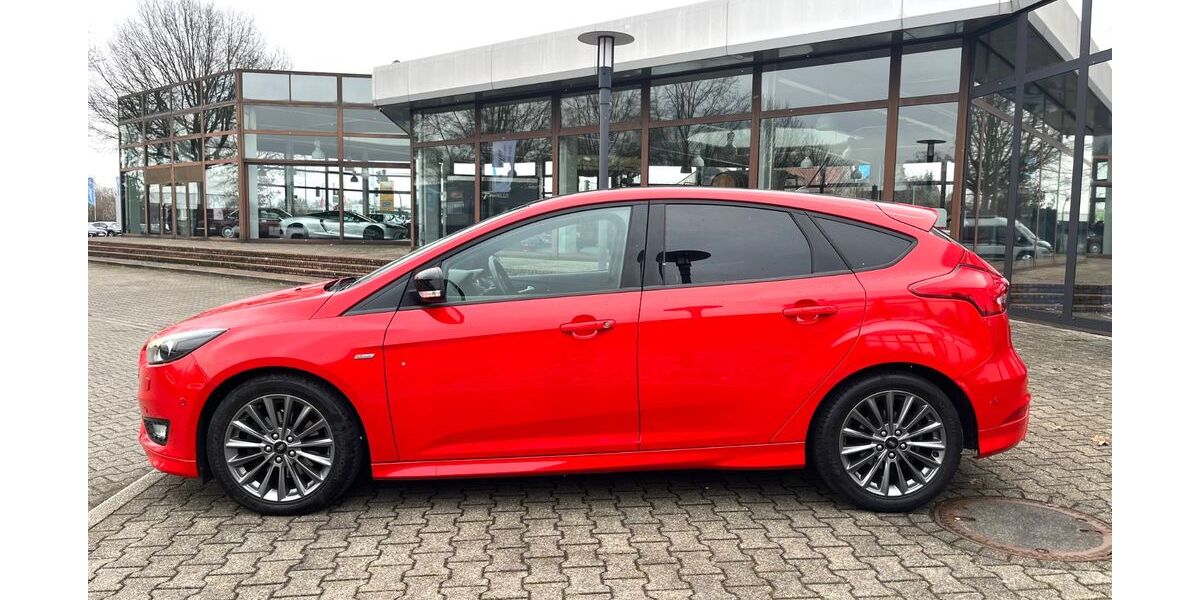 Ford Focus 111.209 km 10.200 &euro; Marl 45768