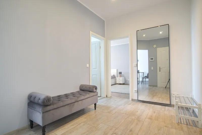 Etagenwohnung Essen Stadtbezirk II - 3 Zimmer, 90 m&sup2;, 1.620&euro; | Angebot:25138313