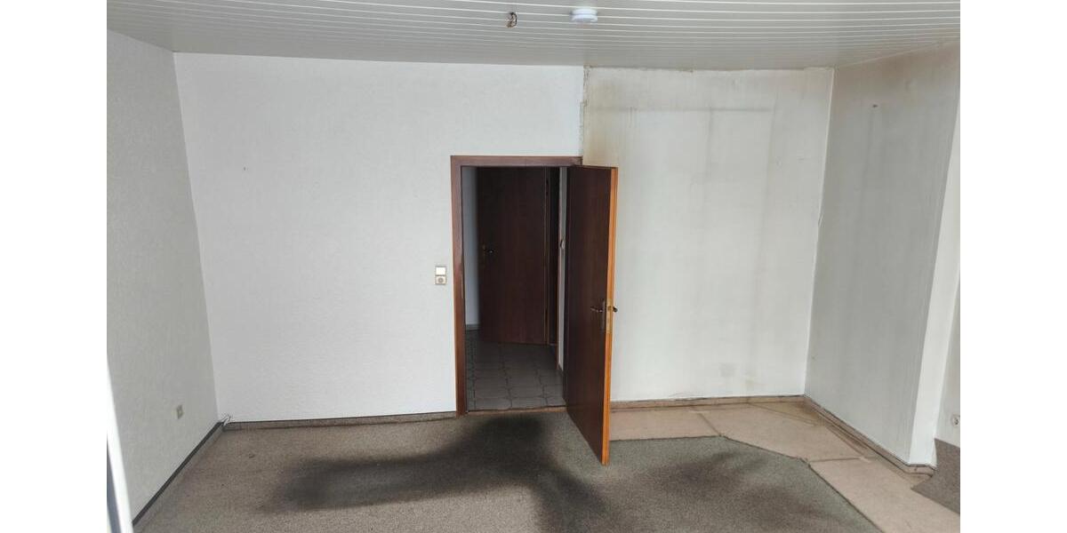 Etagenwohnung Gelsenkirchen - 2 Zimmer, 75 m&sup2;, 800&euro; | Angebot:26296671