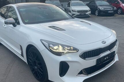 Kia Stinger 177.667 km 17.690 &euro; Castrop-Rauxel 44577