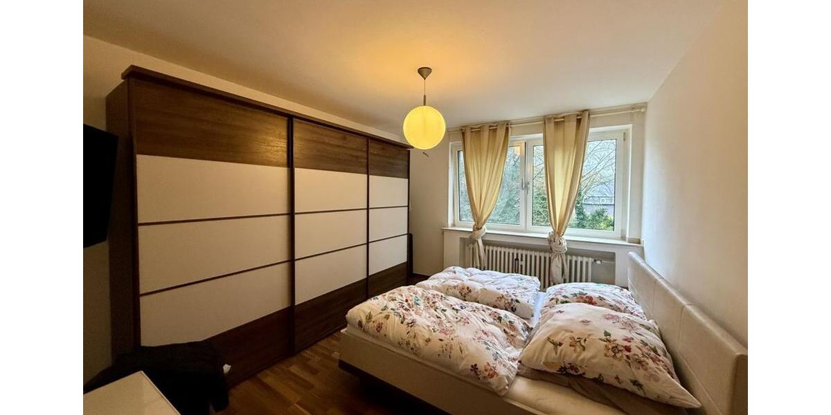 Etagenwohnung Gelsenkirchen - 3 Zimmer, 98 m&sup2;, 760&euro; | Angebot:25625252