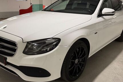 Mercedes-Benz E 300 186.568 km 19.700 &euro; Wesel 46485