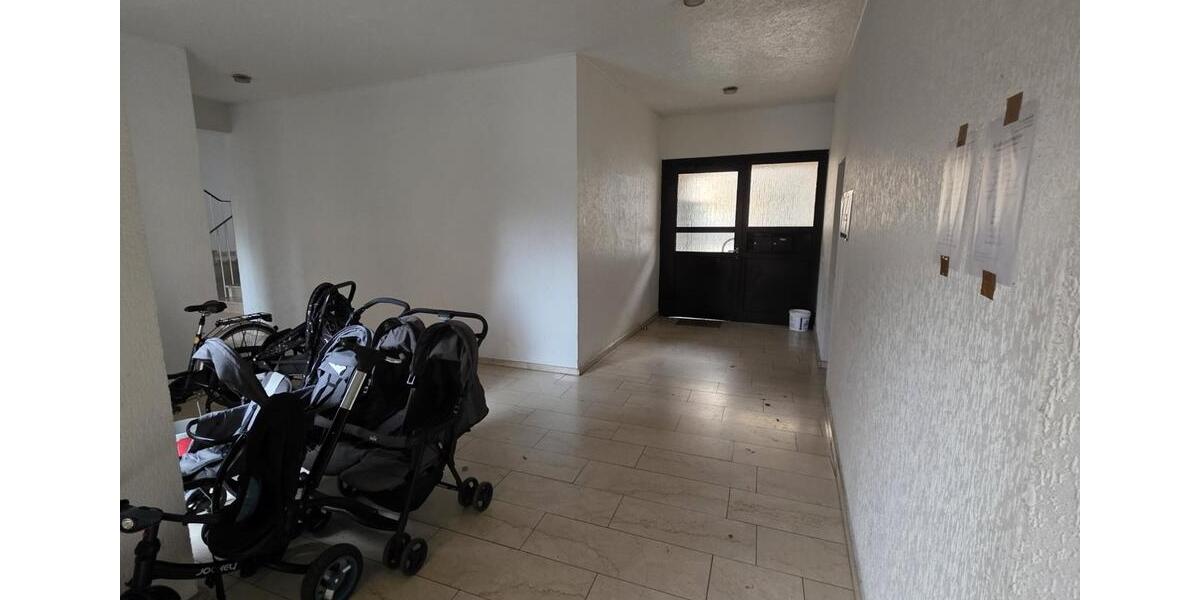 Dachgeschoßwohnung Essen Stadtbezirk III - 2 Zimmer, 58 m&sup2;, 436&euro; | Angebot:24772905