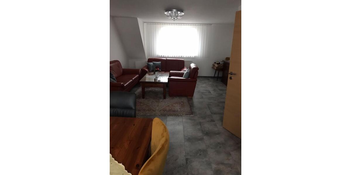 Dachgeschoßwohnung Duisburg Duisburg-Mitte - 3.5 Zimmer, 78 m&sup2;, 874&euro; | Angebot:26265915