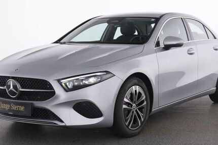 Mercedes-Benz A 180 2.496 km 31.985 &euro; Essen 45309