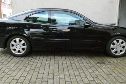 Mercedes-Benz CLK 230 140.540 km 3.900 &euro; Herne 44628