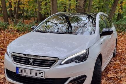 Peugeot 308 130.000 km 8.450 &euro; Reken 48734