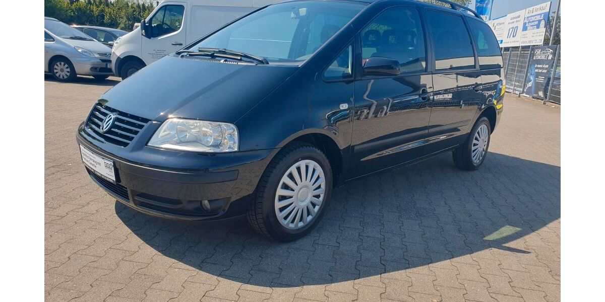 VW Sharan 99.748 km 9.999 &euro; Essen 45326